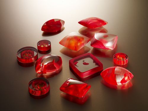 ヴェネツィアン・ガラスのジュエリー「ラ・ヴィ・エン・ローズ」