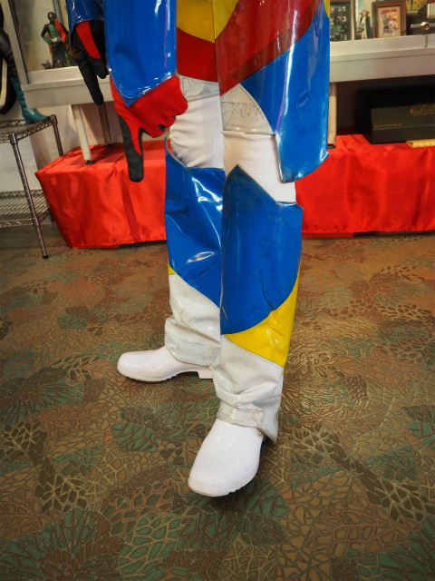 ブーツは業務用の白長靴で代用