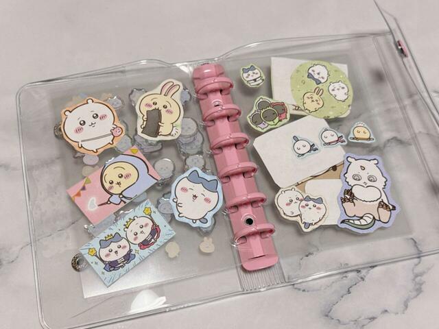 シール帳に貼ってみました。胸熱なページが完成！