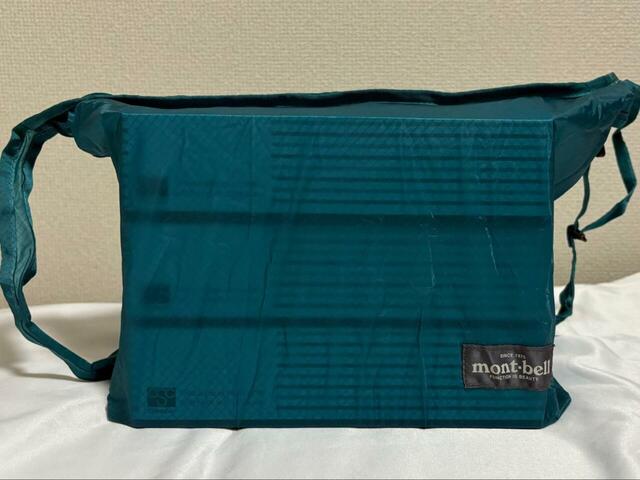 【mont-bell　U.L.MONO ショルダー L】標準サイズの箱ティッシュは3つ入ります