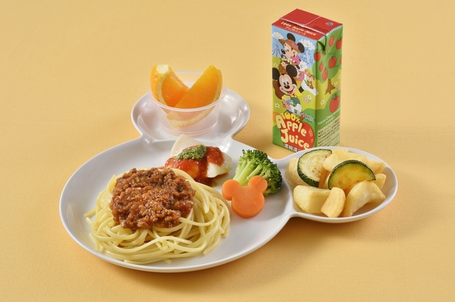 お子様セット、スーベニアプレート付き ¥1,920