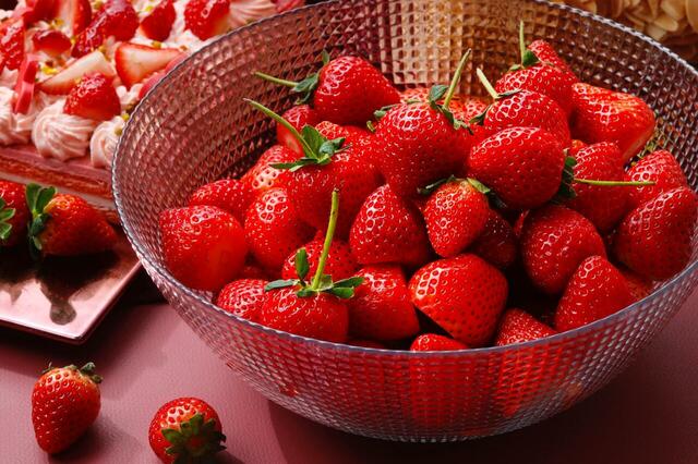 「旬のフレッシュいちご」＜期間：2026年1月20日～5月12日＞【旬のいちごを贅沢に楽しめるスイーツブッフェが登場！「インターコンチネンタル 東京ベイ」でいちご尽くしの世界へ♪】