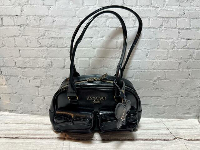 ちょっとした外出に必要な荷物をイン！