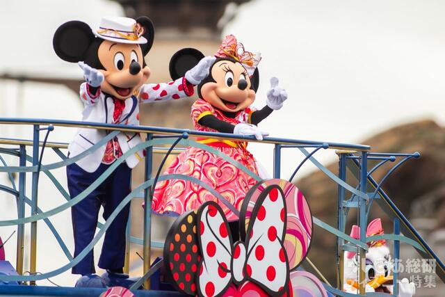 「ミニー、ウィー・ラブ・ユー! 」|東京ディズニーシー