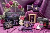 【ディズニー×ANNA SUI】ミニーとデイジーがオシャレにコラボ! ANNA SUIがTDRグッズ初プロデュース