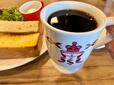 【さかい珈琲　スペシャルトーストセット】開店時間から11時までモーニングメニューを食べられます。種類豊富で、何を食べようかワクワクしちゃいますね
