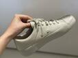 【UNIQLO　キャンバススニーカー】内側には穴が2つ！