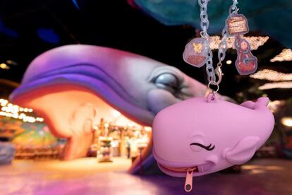 東京ディズニーシー】カチューシャも超おしゃれデザイン！25周年の