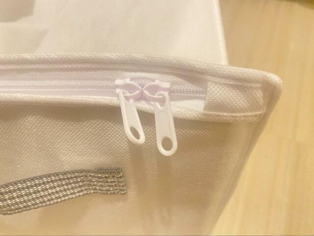【ニトリ　衣類収納バッグ ガバット(M)】ファスナーは2つ付いています
