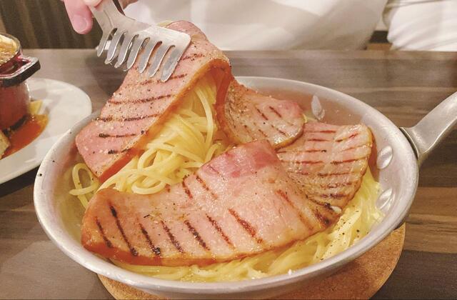【アタッチメント⠀黒七味の和風ベーコンカルボナーラ】ボリューム満点のベーコン