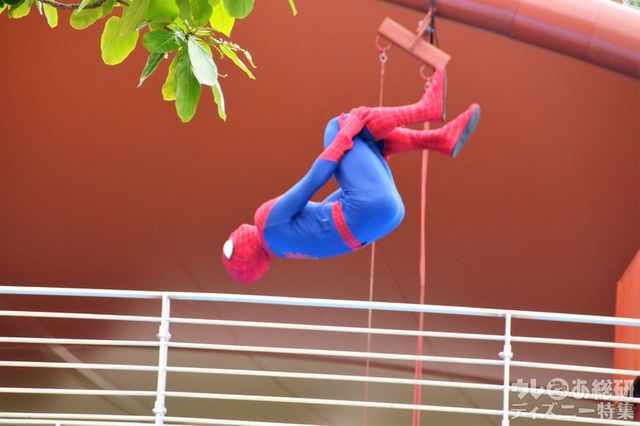 香港ディズニーランドのスパイダーマン