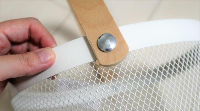 【ダイソー ワイヤーカゴ】取っ手の付け根部分も丸くカットしてあり可愛い♪