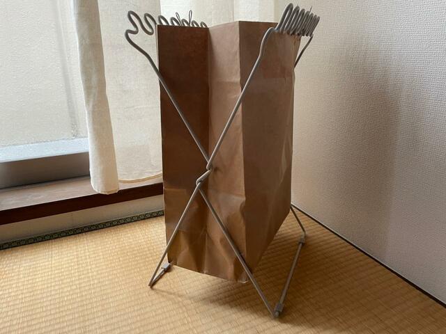 【ニトリ デコホーム 分別ゴミ袋スタンド】ぱっと見こちらの方がスマートですよね