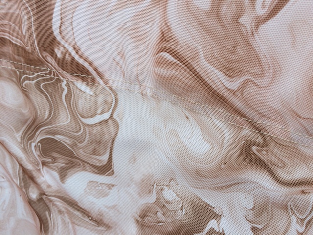 【ワークマン 燃え広がりにくいアームチェア ハイ】女性キャンパー監修のカフェオレデザイン