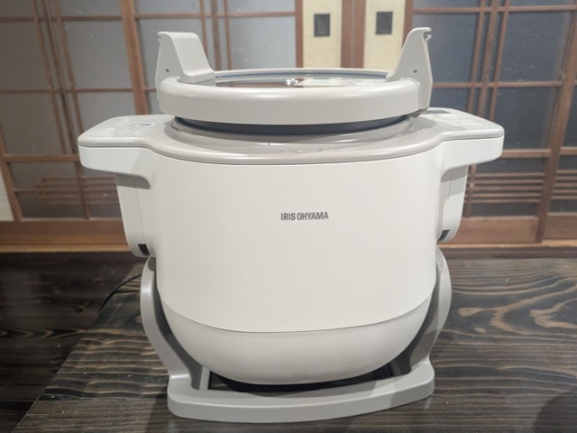 【アイリスオーヤマ 自動調理機シェフドラム】1台11役の機能を持つ自動調理機。内鍋部分が回転するのでムラもできにくくキレイに仕上がります◎