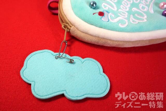 ネックポーチ 2,600円 ディズニー・パルパルーザ「ヴァネロペのスウィーツ・ポップ・ワールド」