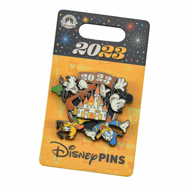 ミッキー＆フレンズ ピンバッジ スピン DATED 2023 1,760円