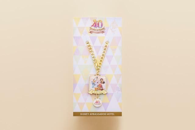 チャーム(東京ディズニーリゾート40周年“ドリームゴーラウンド”エンパイア・グリル・ランチ)