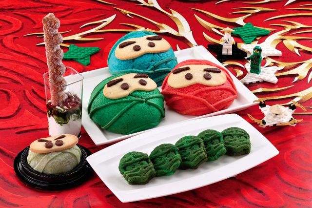 ニンジャメロンパン(カイ、ロイド、ジェイ)各400円|レゴランド®・ジャパンリゾート