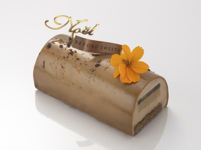 「＜BEYOND SWEETS＞低糖質プラリネムース」＜価格：3,780円（税込）＞【東急百貨店の“2025年クリスマスケーキ＆デリ・オードブル ”10月1日より予約開始！「SHIBUYA FOOD ISLANDS」には限定品が登場！】