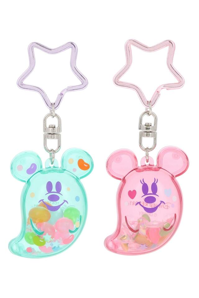 キーチェーンセット 2,200円|「こわがりおばけちゃん」と「かぼランタン」が描かれたグッズ|東京ディズニーリゾート「ディズニー・ハロウィーン」|販売店舗:東京ディズニーランド「ディズニー&カンパニー」、東京ディズニーシー「エンポーリオ」|発売日:2026年9月15日(火)