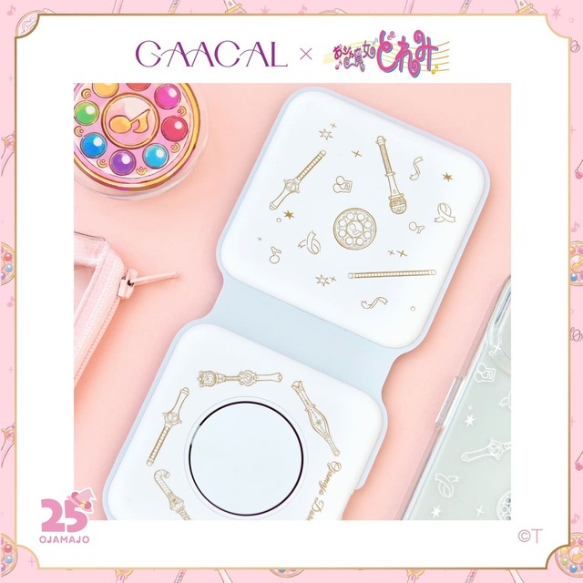 【GAACAL×おジャ魔女どれみ】ワイヤレス充電器にも歴代の魔法アイテム「タップ」や「ポロン」がモチーフデザインにあしらわれています