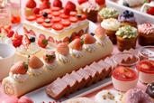 【グランド ハイアット 福岡】苺をふんだんに使った27種のスイーツ