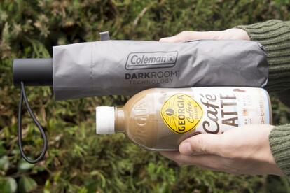 ローソン×コールマンの「晴雨兼用折りたたみ傘」を早速ゲット！ 3,000