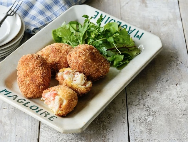 【『cookpad plus 2025年春号』(扶桑社)】カニクリームコロッケ