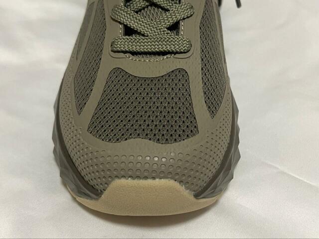 【ワークマン　トレックシューズエンリル】つま先部分は硬くなっていて、足を保護してくれます