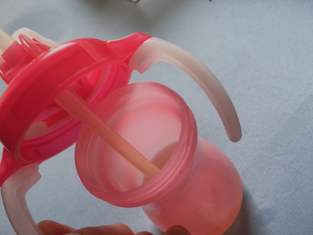 【ピジョン ぷちストローボトル】分解も簡単！