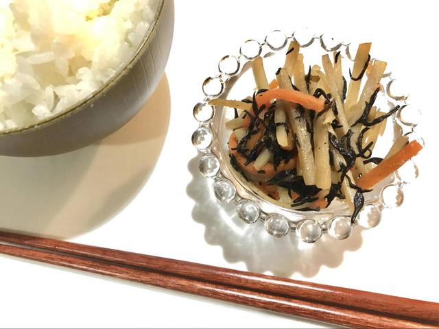 【業務スーパー】ごぼうにんじんミックス／煮汁と5分煮るだけできんぴらが完成！