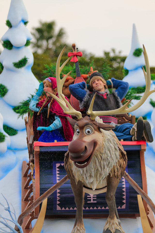 「フローズンファンタジーパレード」2016年｜東京ディズニーランド「アナとエルサのフローズンファンタジー」