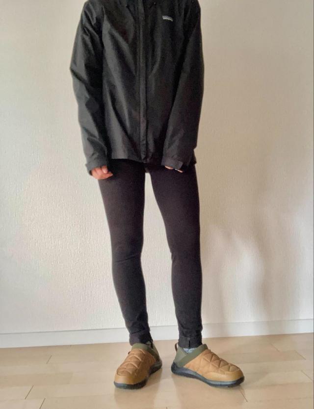 【ワークマン 防寒トレッドモック】足元はカーキで差し色を