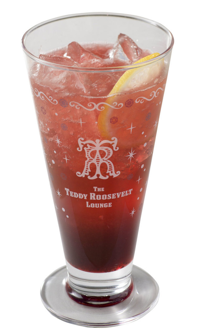 お店の紋章が刻まれております(写真はテディ・ルーズベルト・ラウンジ)