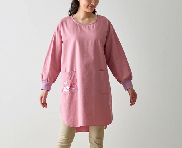 サッとかぶるだけの割烹着「おしゃれキャットマリー」|¥4,990 (税込)