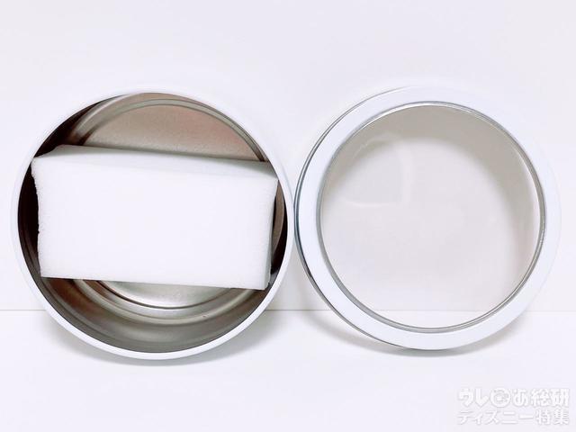 スポンジなどで底上げします