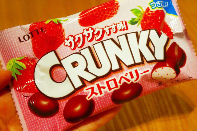 ロッテ　クランキーポップジョイ＜ストロベリー＞　108円