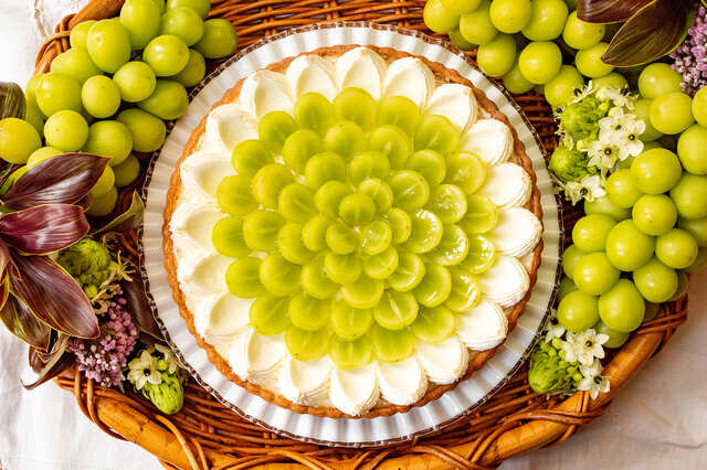 【葡萄とレアチーズのタルト～ はちみつの香り～】11月1日～11月30日の販売予定