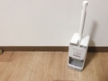 【カインズ】便器が汚れにくくなるトイレブラシ・ケースセット/980円