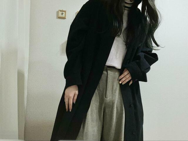 【UNIQLO　ブラッシュドジャージータックワイドパンツ】アウターを着ても重たくなり過ぎず綺麗めなコーディネートに