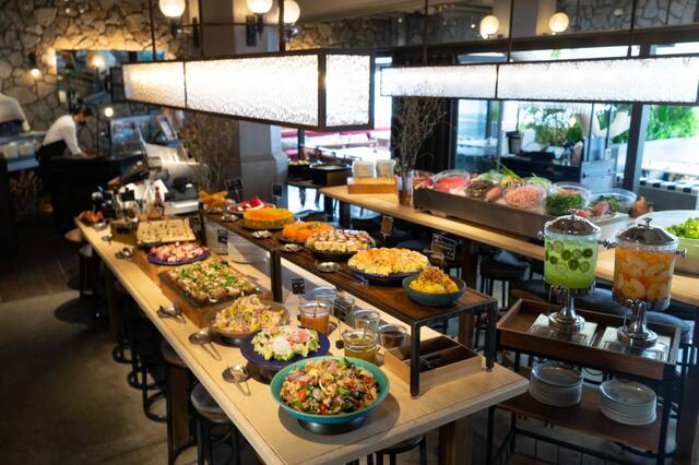 シェフこだわりのビュッフェラインナップ