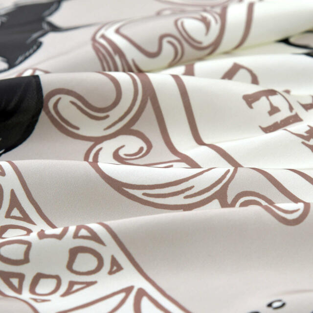 フィガロ＆クレオ スカーフ DISNEY CAT DAY 2026 3,300円