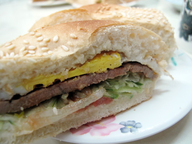 泡沫屋早餐店 朝食