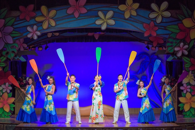 ミッキーのレインボー・ルアウ