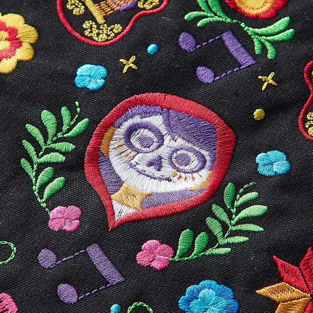 刺繍がかわいいポーチ/トートバッグ(選べるキャラクター)|¥ 2,200~ 3,300 (税込)