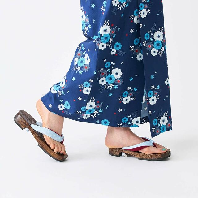 ワンピースとしても使える!2WAY浴衣(選べるキャラクター)|¥10,990 (税込)