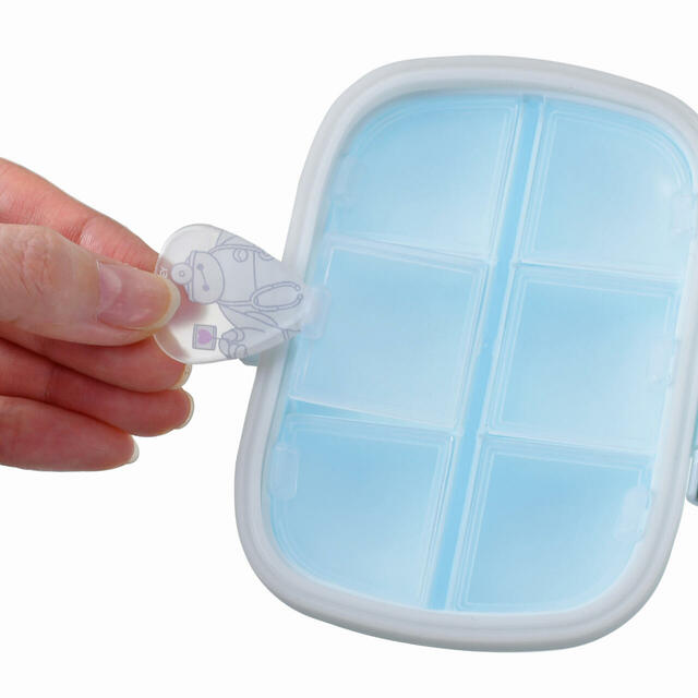 ベイマックス ピルケース ピック付き CARE ROBOT BAYMAX 1,800円