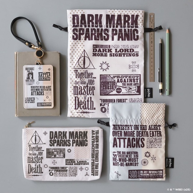 【ハリー・ポッター×Afternoon Tea LIVING】リール付きパスケース 3,080円、ポーチ 2,860円、巾着2枚セット 1,980円