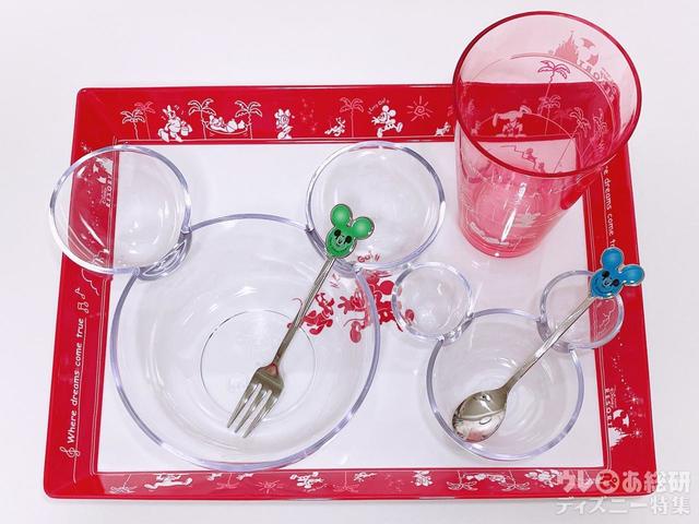 ミッキーシェイプの食器が似合う